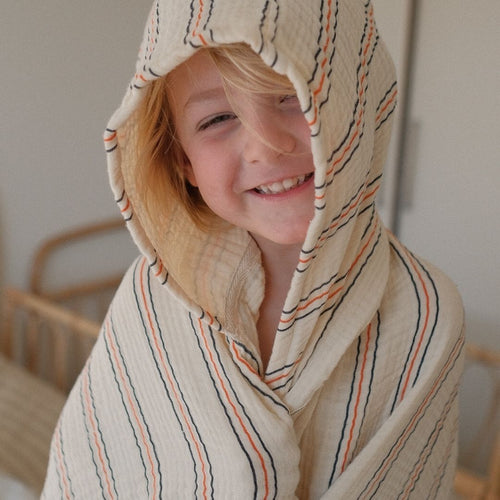 VACVAC studio HUGO hooded towel Håndklæde med hætte Seed Pearl stripes